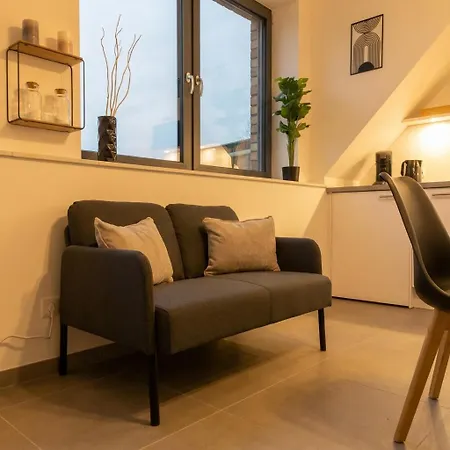 Stylish In Bedburg - 3 Single Beds * Hau