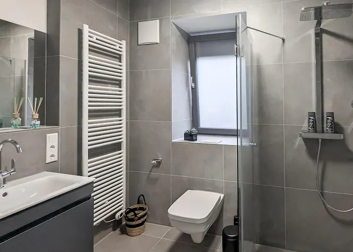 Stylish In Bedburg - 3 Single Beds * Hau